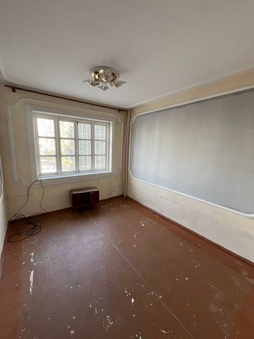 3х комнатная переделаная на  2 этаже  срочно продаётся