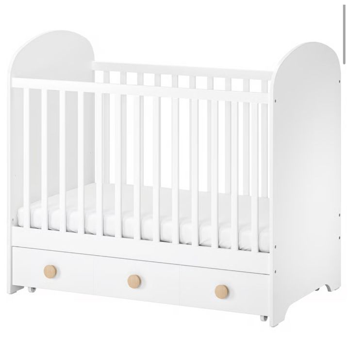 Vand patut ikea cu sertare