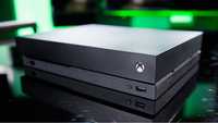 Xbox One X 1TB +1 manetă