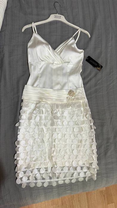 Продам новое платье