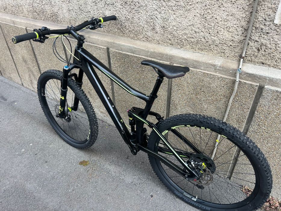 Cube stereo Carbon 29” stare ff buna !