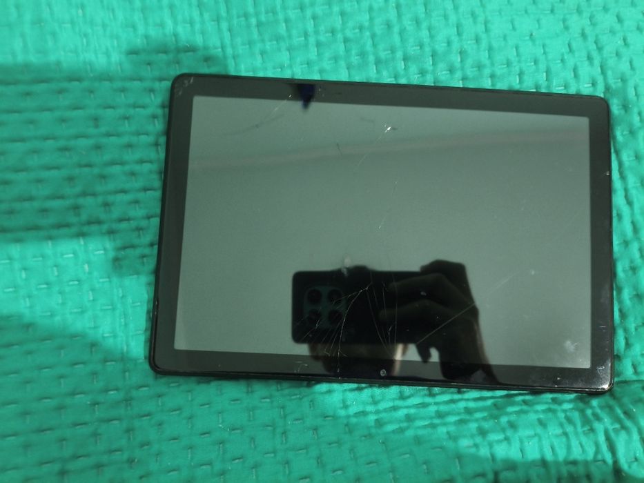 Планшет SERBE подходит для работы