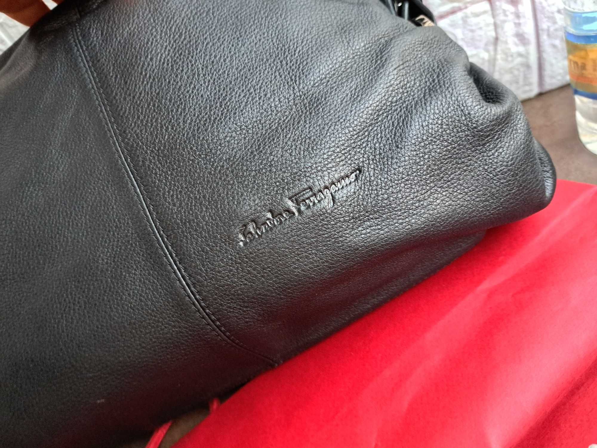 дамска чанта,Salvatore Ferragamo-черна кожена торба-естествена кожа