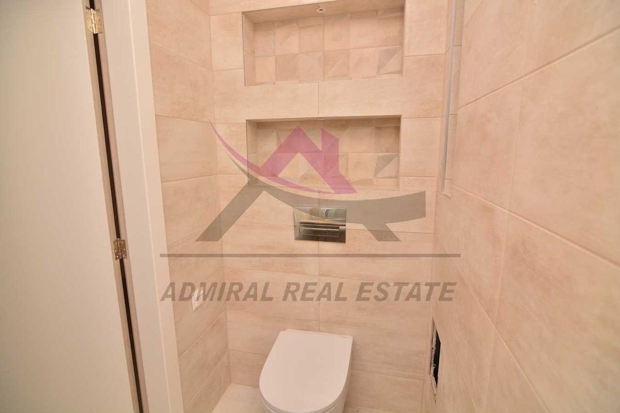 Дава се под наем Тристаен апартамент в Варна, Аспарухово - 230 кв.м за 1300 € - Снимка #3