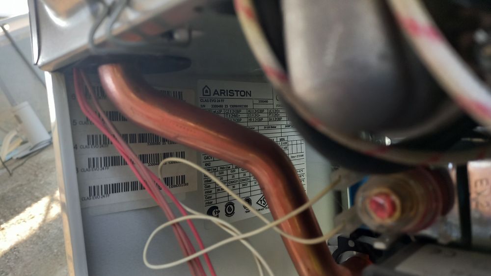 Centrală termică pe gaz Ariston Clas Evo 24kw