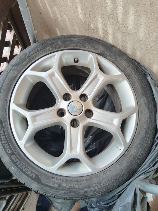4 roti Ford Mondeo