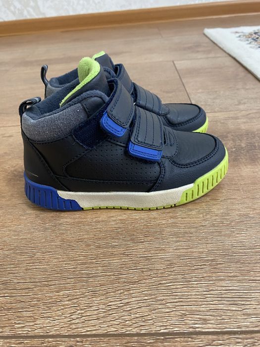 Детксий ботинки 28 размер