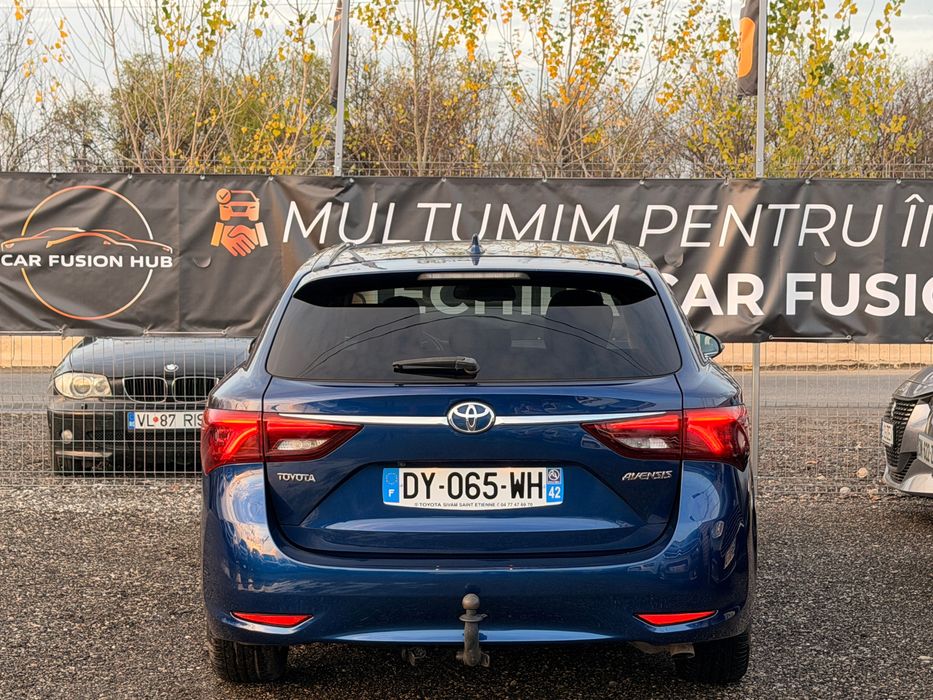 Vindem Toyota Avensis 2.0 D-4D Executive scaune incalzite , panoramic