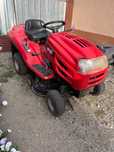 Tractoras de tuns gazon Mtd 18 cp