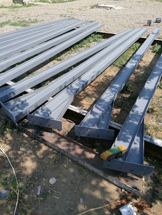 Vând 8ferme metalice la 10m deschidere din ipe160