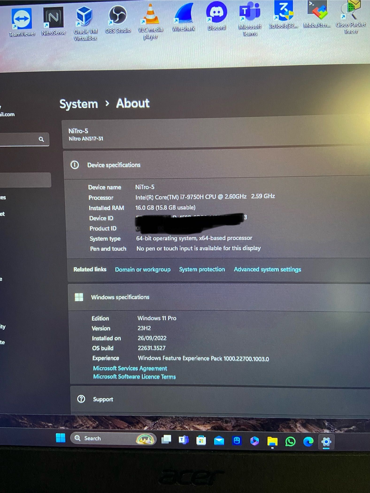 Acer Nitro 5 16gb RAM Intel i7 17’ NVMe 256