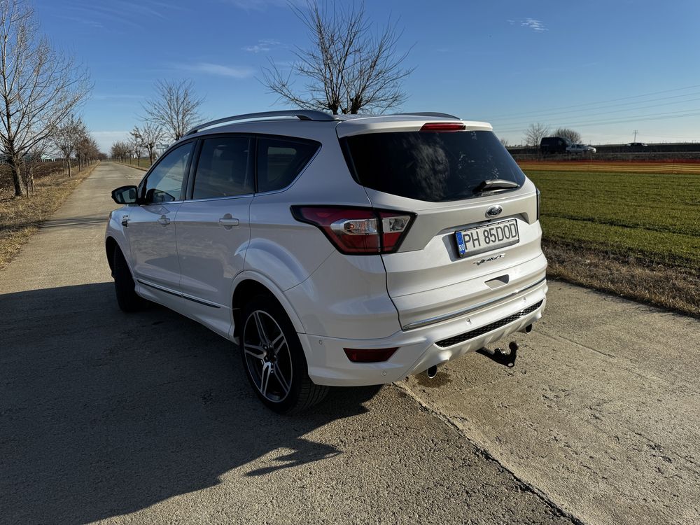 Ford kuga Vignale/2018/4X4/Full/Proprietar/Impecabil/Variante +/- !!!