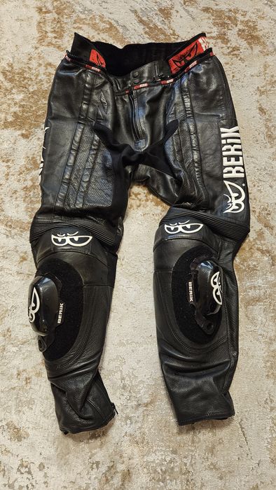 BERIK кожен мото екип