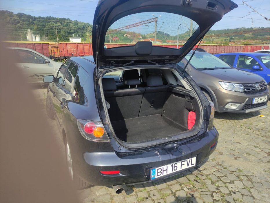 De vanzare mazda 3 2006