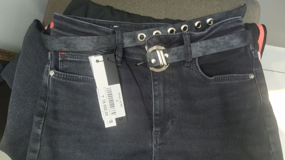 Ремни женские новые