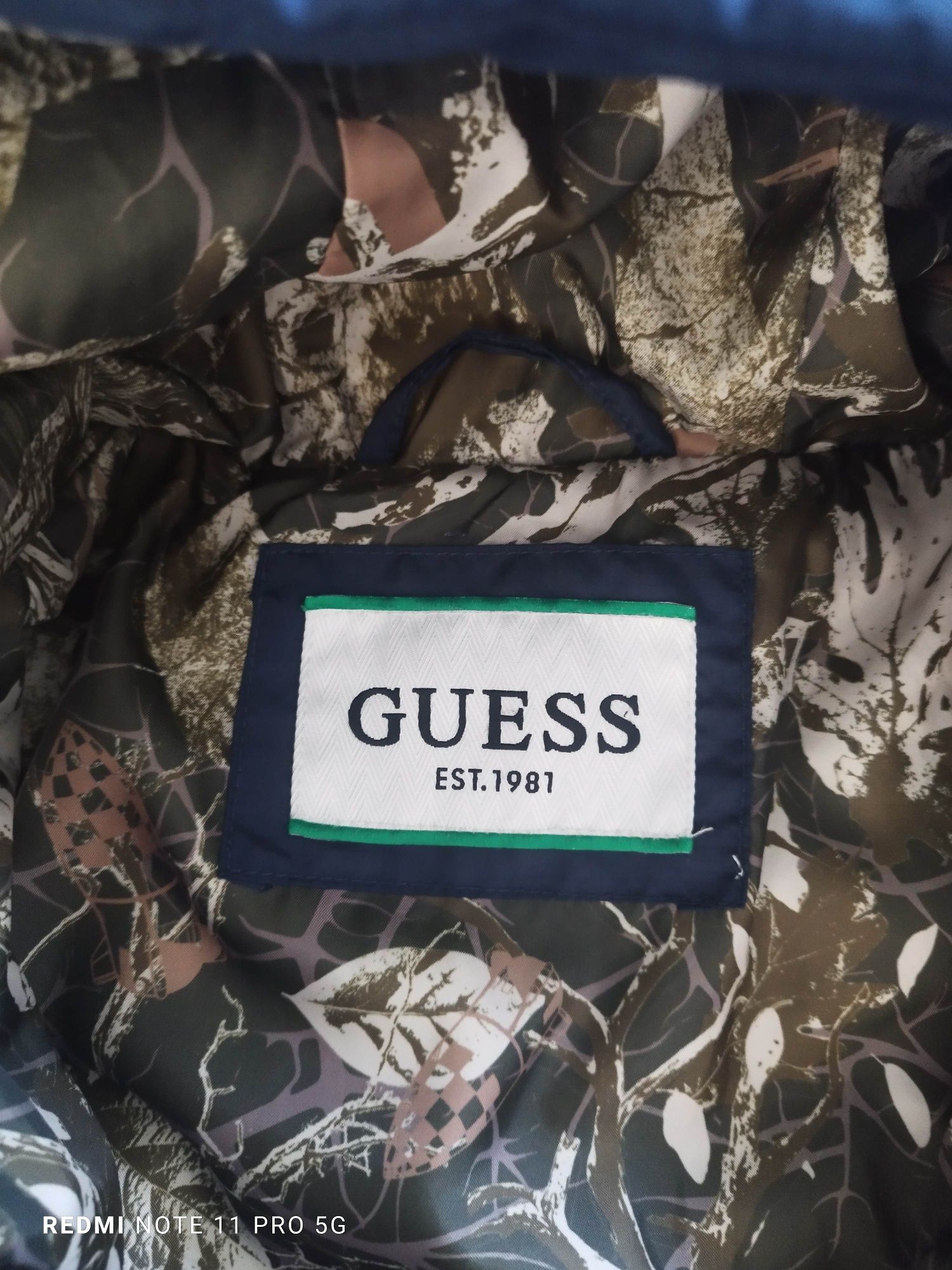 Оригинални мъжко яке GUESS