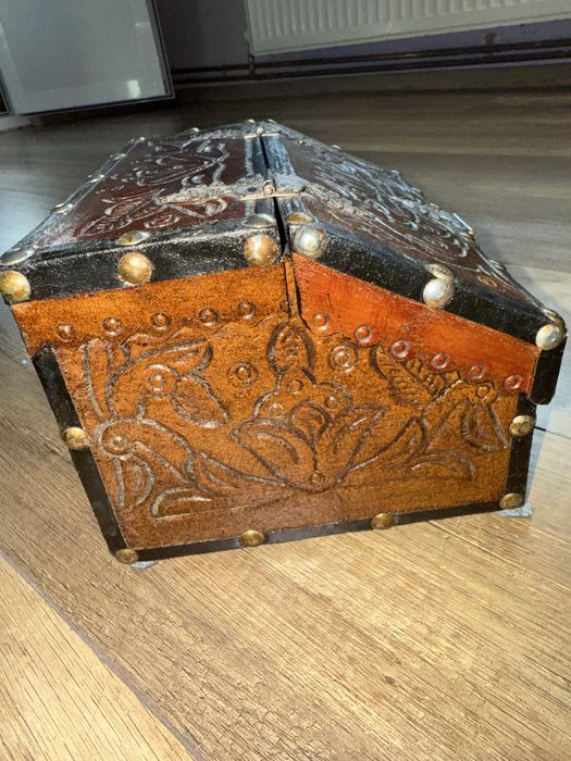 Cutie de bijutetii vintage