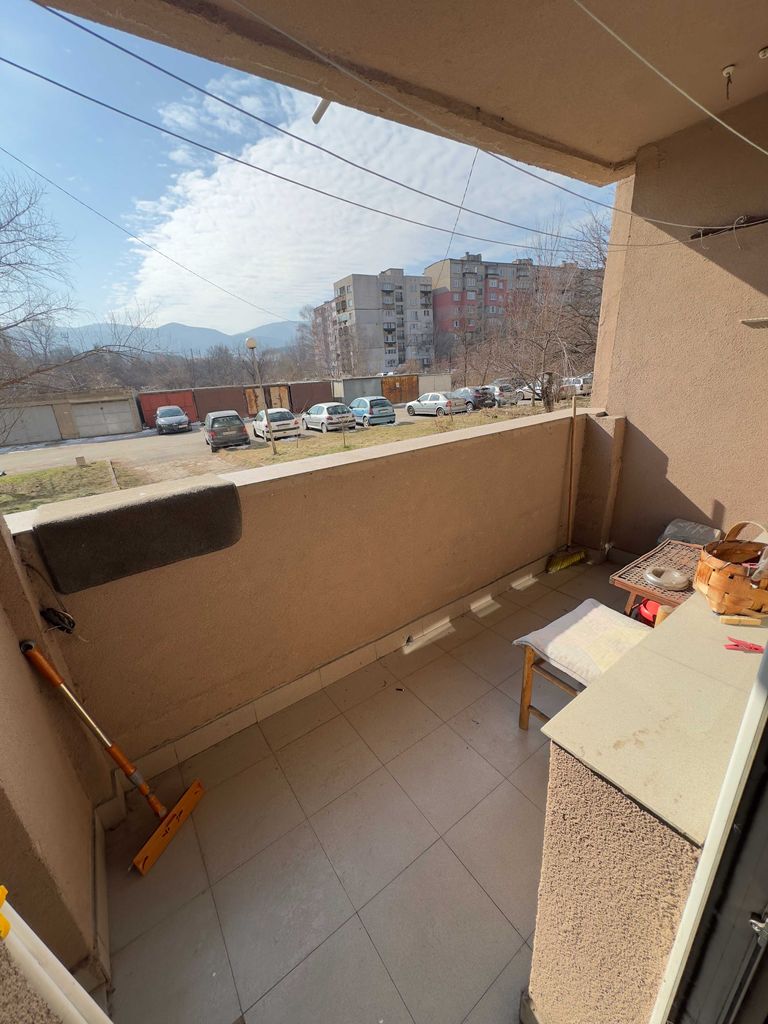 Дава се под наем Тристаен апартамент в Перник, Димова махала - 78 кв.м за 357 € - Снимка #8