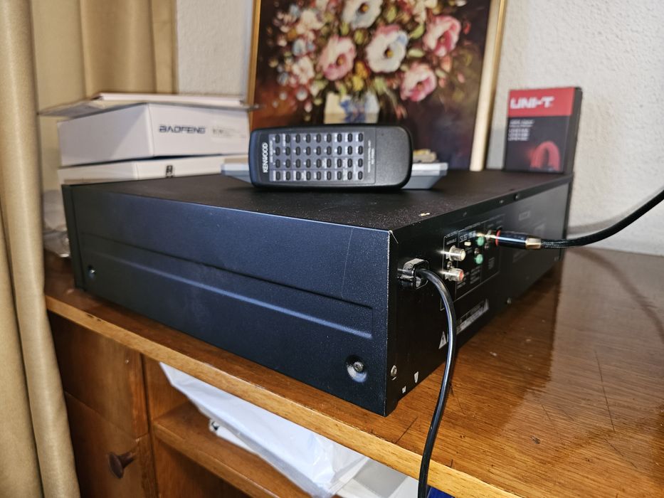 Kenwood DP-R 7090 5 Disc CD Player + TELECOMANDA
