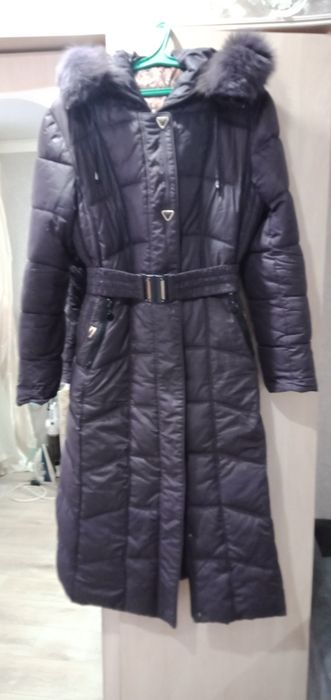 Пуховики женские