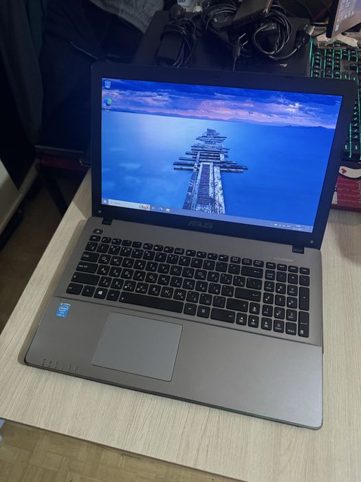 Продам Игровой ноутбук Asus x550lb Core i5