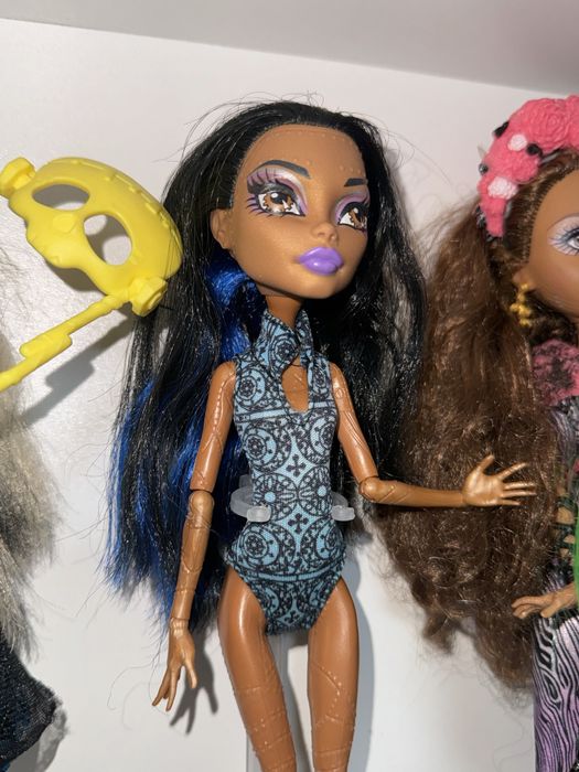 продам кукол монстер хай