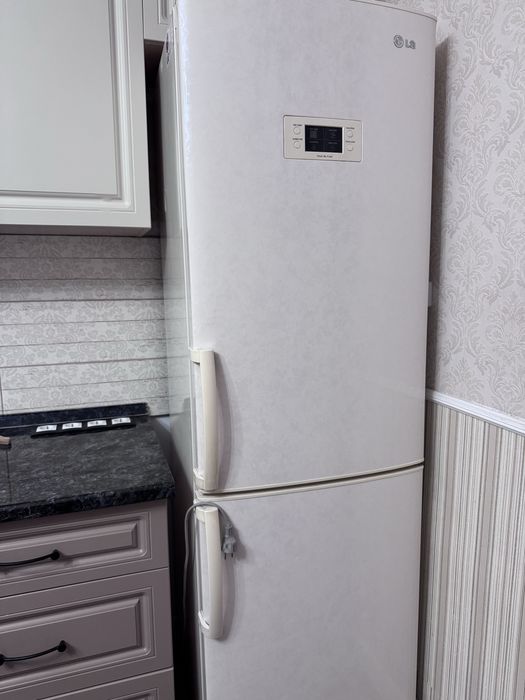 Холодильник LG total no frost