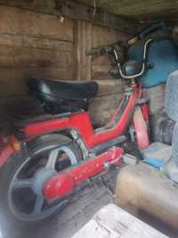 Scuter moped cu pedale Piaggio Si 2  49 cmc stare buna