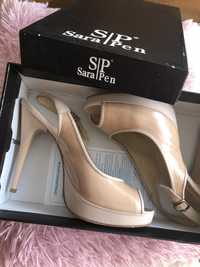 Обувки на ток Sara Pen