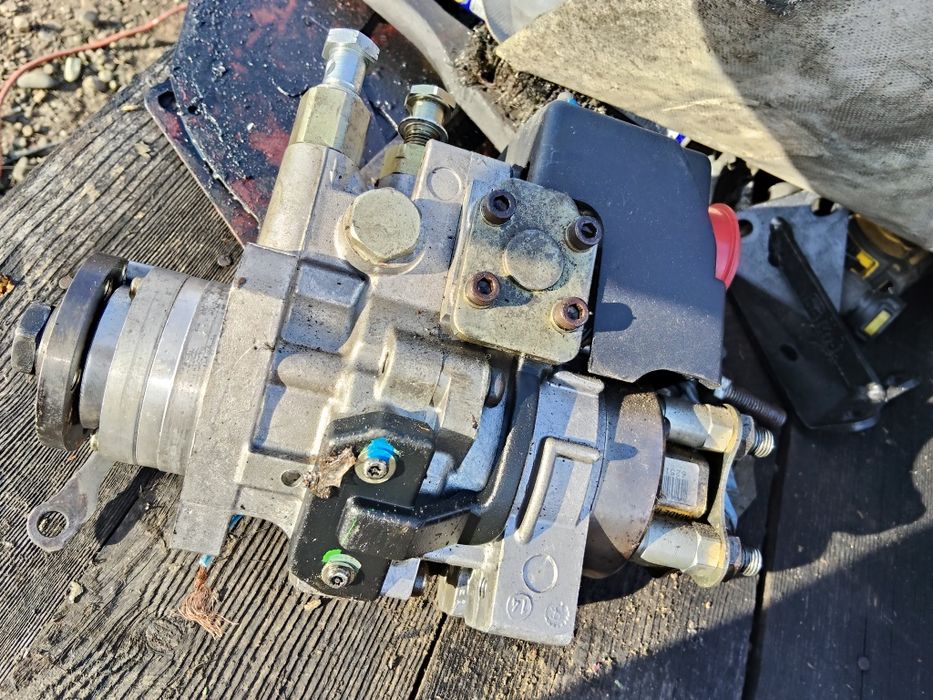 Pompă injecție tranzit delphi