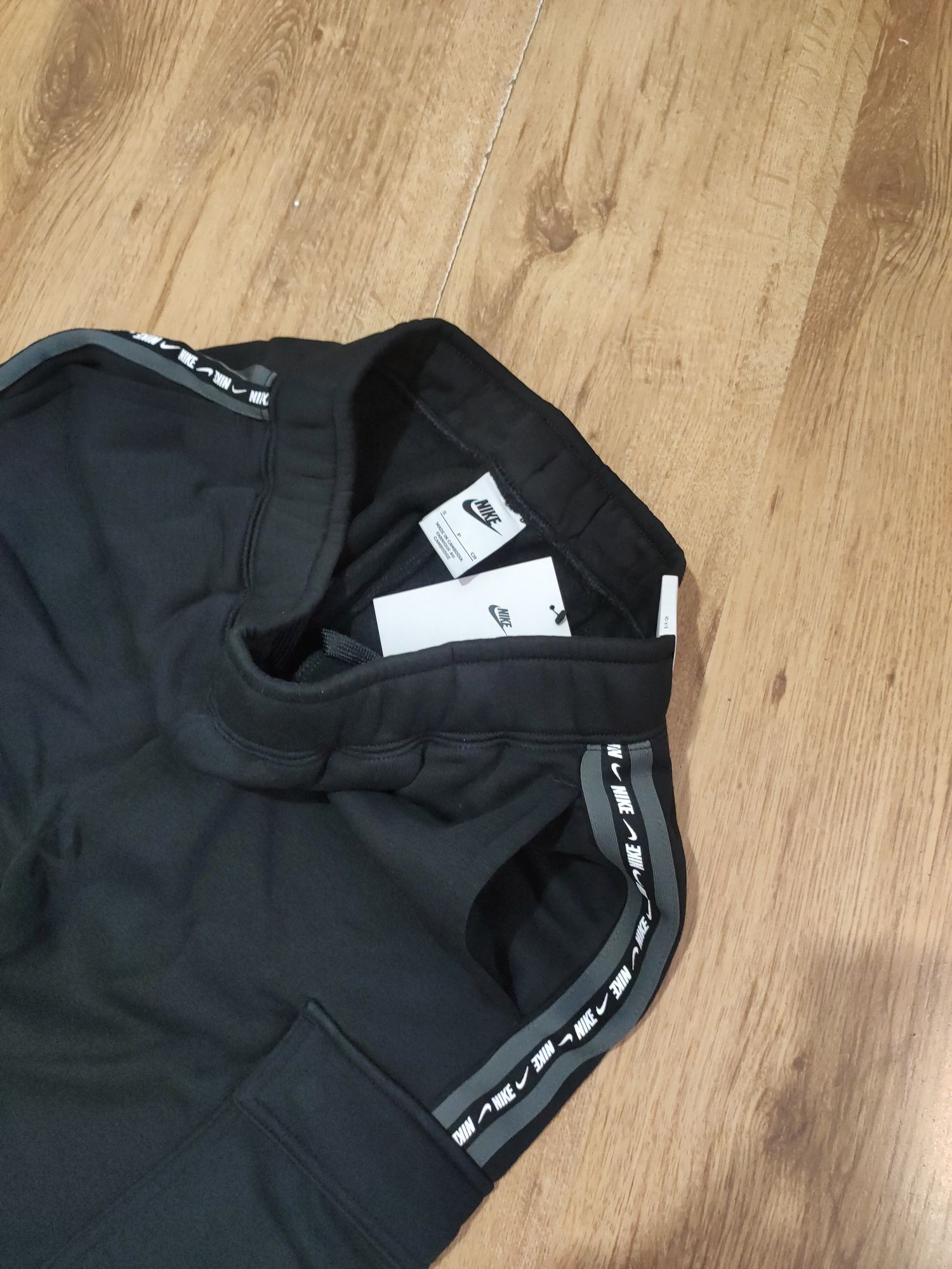 Pantaloni de trening Nike Sportswear Cargo mărimea S
