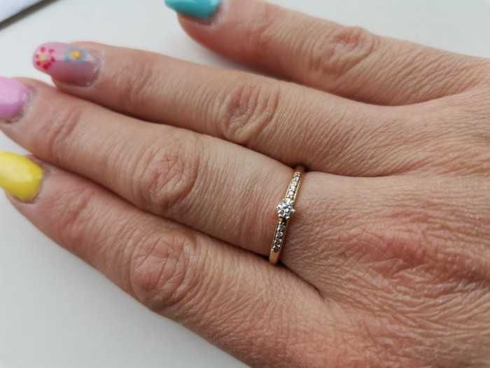 Inel Aur 14K De Logodna Cu Diamante Diamant 0.14ct unicat