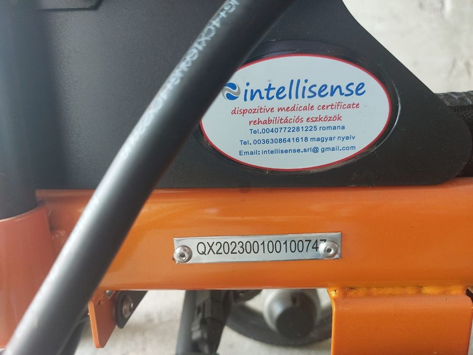 Carucior invalizi electric tracțiune față