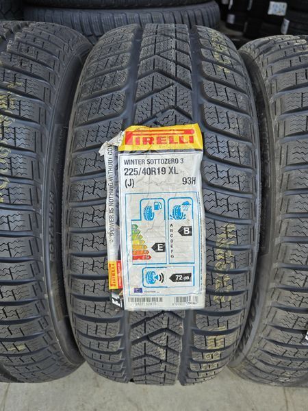255/35/19//225/40/19 PIRELLI