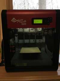 Imprimanta 3D XYZ printing da Vinci 1.0 Pro