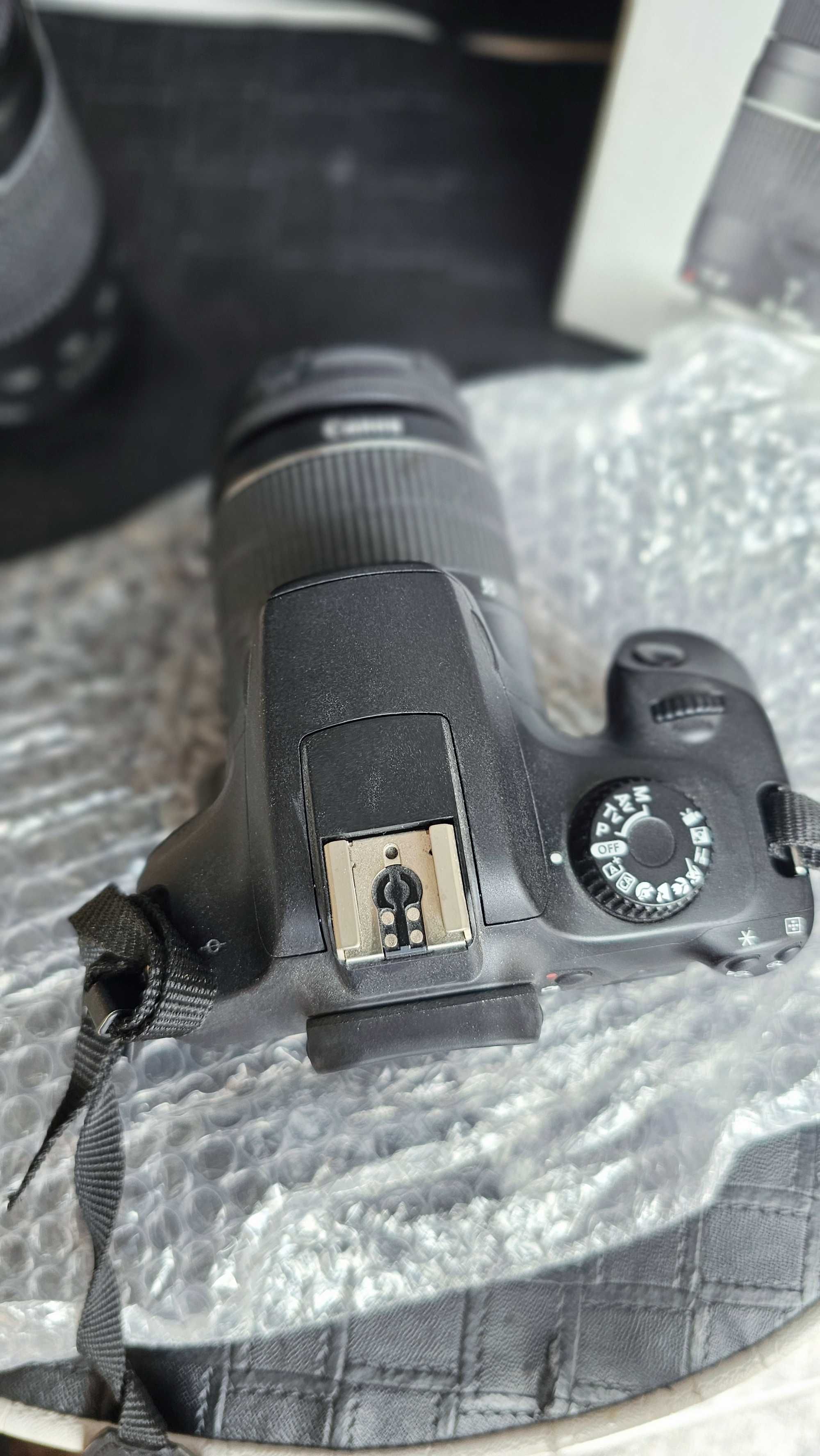 CANON EOS 4000D EF-S 18-55+75-300 18.0 MPx, WI-FI
