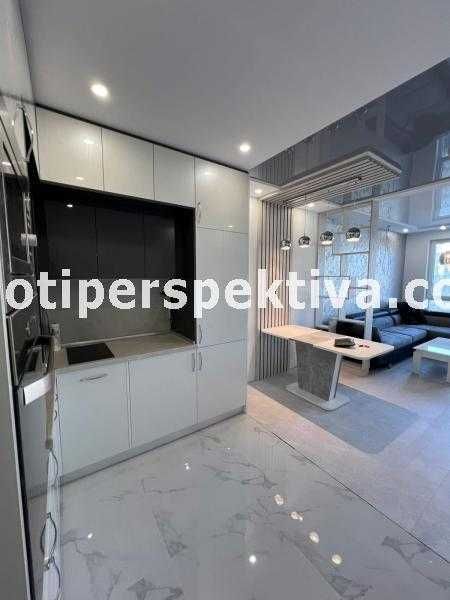 Продава се Двустаен апартамент в Пловдив, Тракия - 80 кв.м за 1850 €/кв.м - Снимка #3