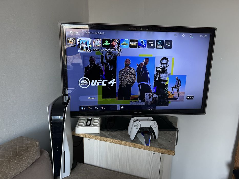 Продается PS5 Slim 1Tb 6игр 2джостика и Телевизор Самсунг