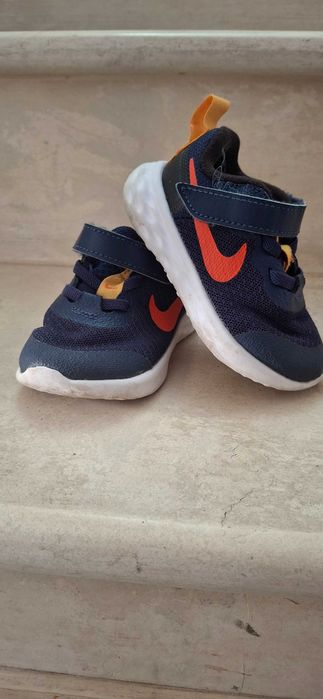 Детски маратонки nike 21номер