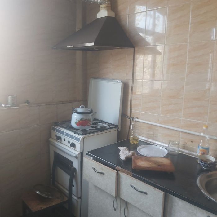 М. Улуғбек т. Қорасув-2 да 3 хонали уй сотилади