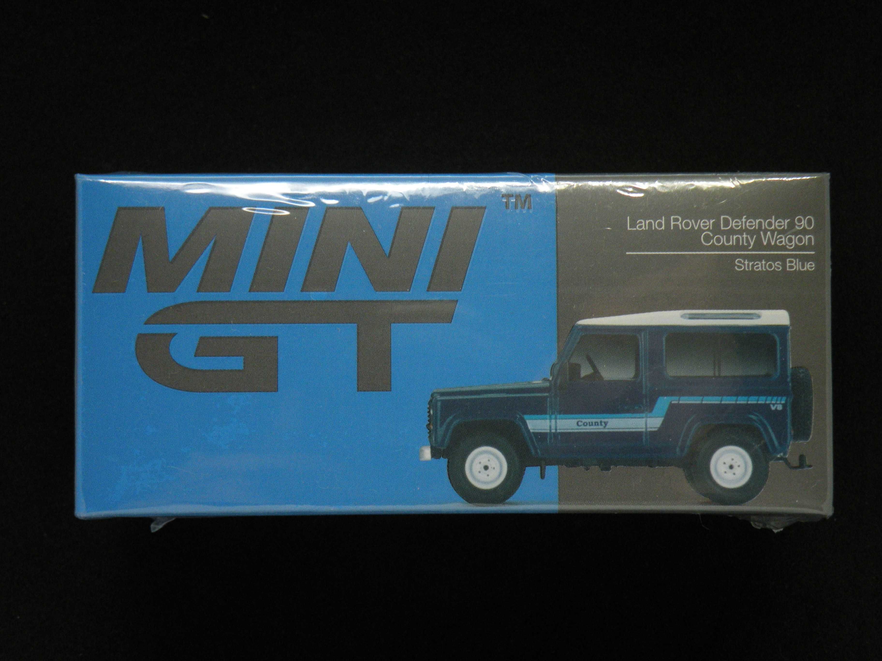 Macheta MiniGT Land Rover Defender 90 County Wagon 1:64