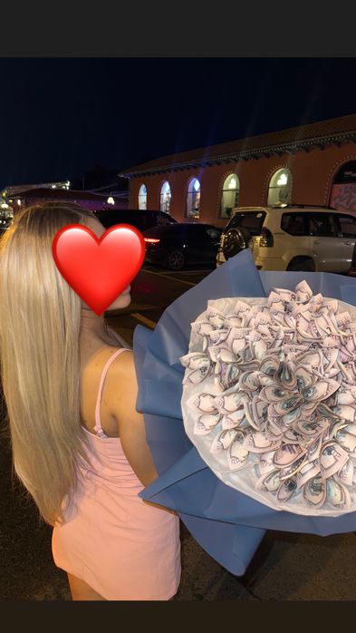 Парик блонд 70см , почти новая