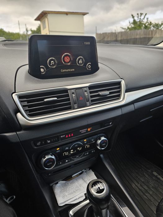 Vand Mazda 3 berlina