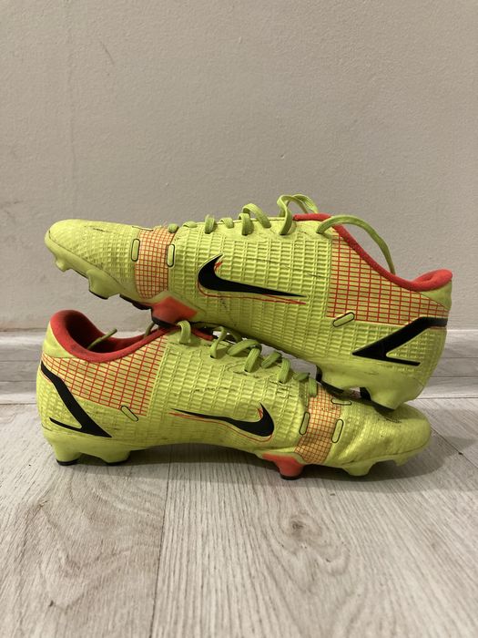 Бутонки nike