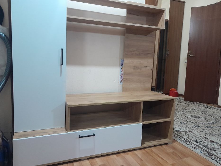 Тумба под телевизор