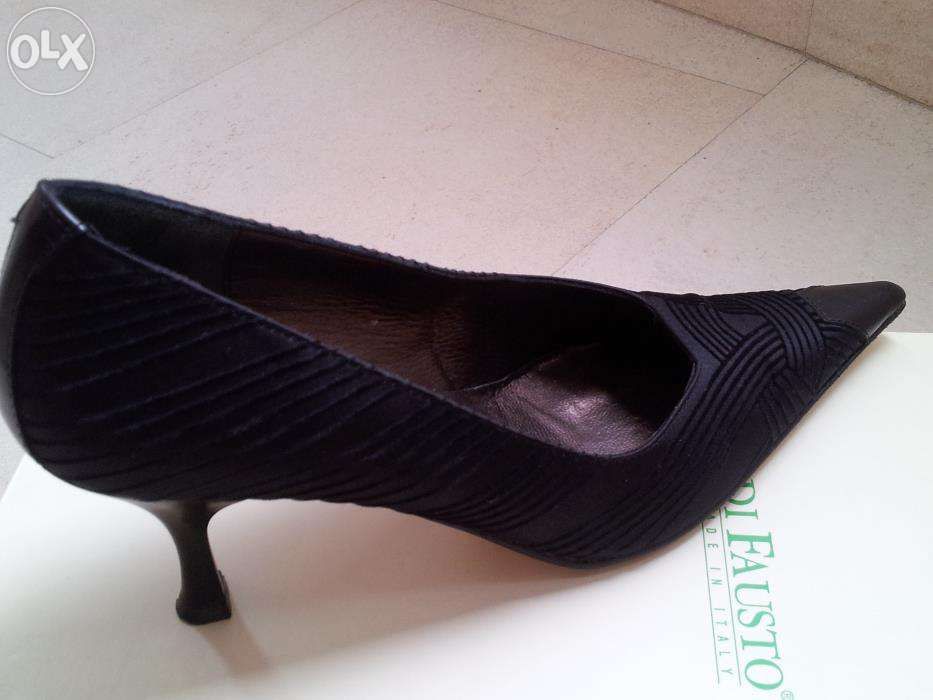 Moda di Fausto Pantof negru (deosebit)