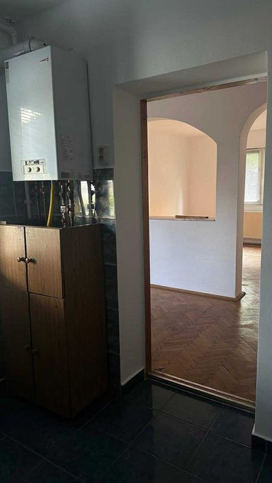 Apartament 3 camere decomandate, Str. Arinului nr. 4, bl 12.