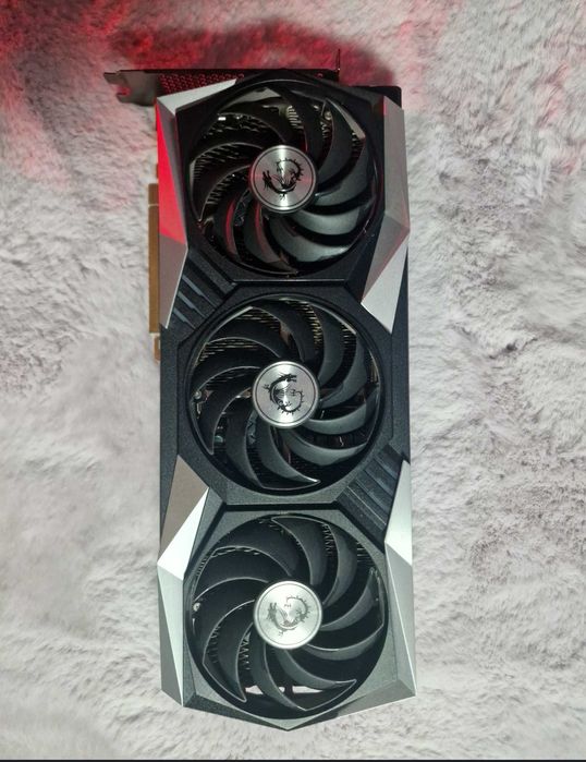 Видео карта Radeon RX 6800 XT GAMING X TRIO 16G