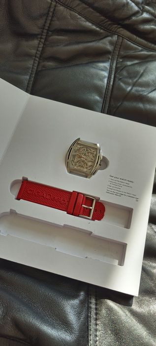Часы Ciga design
