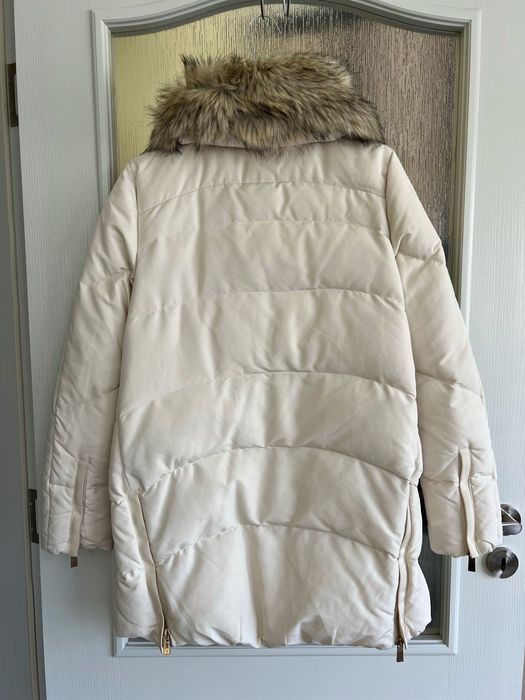 Пухено яке Zara – млечно XS-S